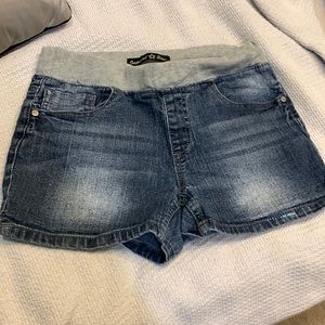 Girl’s Denim shorts